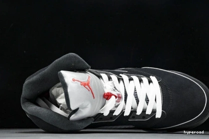 Hyperoad “Black Air Reimagined” Jordan Metallic 5 1001